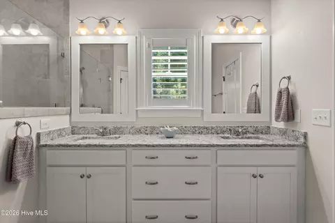 Bath - 51 W Singing Ave, Hampstead, NC 28443 photo 2 of 5