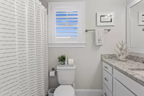 Bath - 51 W Singing Ave, Hampstead, NC 28443 photo 3 of 5