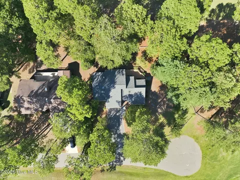 View/Area - 9 Forest Hills Ln, Pinehurst, NC 28374 photo 2 of 2