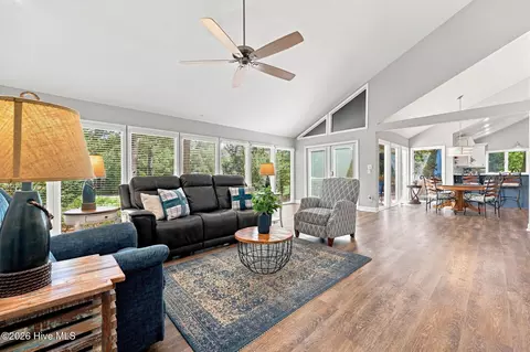 Living - 9 Forest Hills Ln, Pinehurst, NC 28374 photo 1 of 2