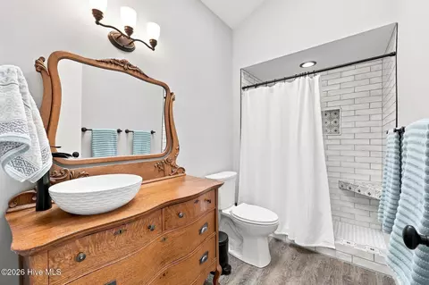 Bath - 9 Forest Hills Ln, Pinehurst, NC 28374 photo 1 of 3