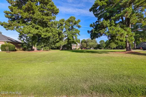 104 Perquimans Ct, Hertford, NC 27944