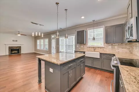 Kitchen - 108 Blazing Creek Ct, Evans, GA 30809 photo 4 of 4