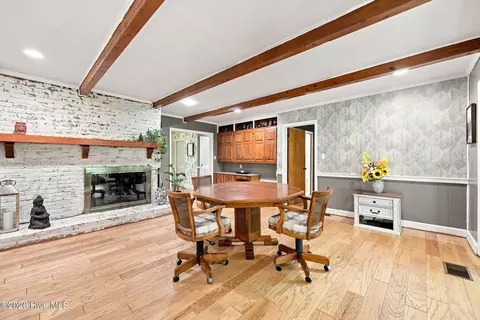 Dining - 402 E Vance St, Williamston, NC 27892 photo 2 of 2