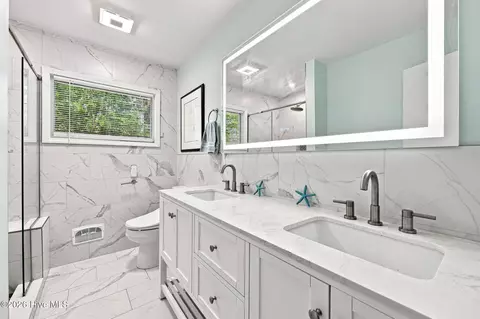 Bath - 402 E Vance St, Williamston, NC 27892 photo 3 of 5