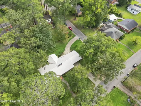 View/Area - 402 E Vance St, Williamston, NC 27892 photo 3 of 3