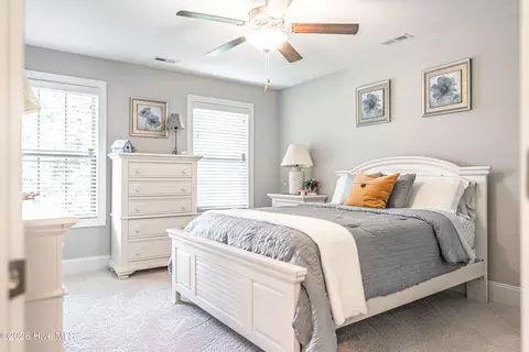 Bedroom - 124 Lark Dr, Pinehurst, NC 28374 photo 5 of 10