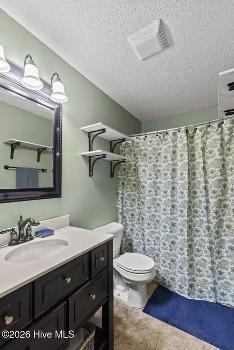 Bath - 509 Maize Ct, Hubert, NC 28539 photo 2 of 2