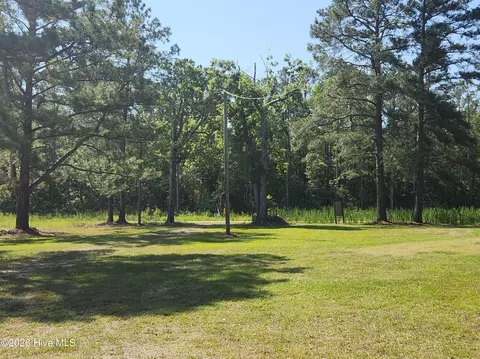 2930 Riverneck Rd, Columbia, NC 27925