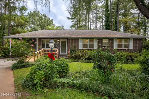 511 W 4th St, Waynesboro, GA 30830