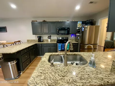 Kitchen - 102 Donna Ct, Hubert, NC 28539 photo 2 of 2