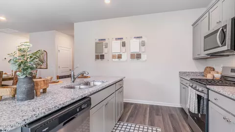 759 Twinstead Rd SW, Supply, NC 28462 photo 4