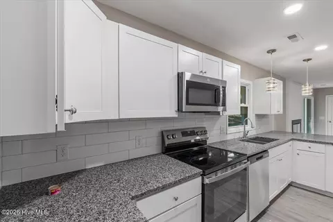 Kitchen - 115 Wood River Rd, West End, NC 27376 photo 1 of 3