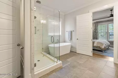 Bath - 16 Ballybunion Ln #352, Pinehurst, NC 28374 photo 4 of 7