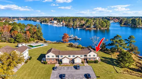 8047 Treasure Dr #5, Oriental, NC 28571