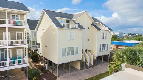 104 Spartanburg Ave #1, Carolina Beach, NC 28428