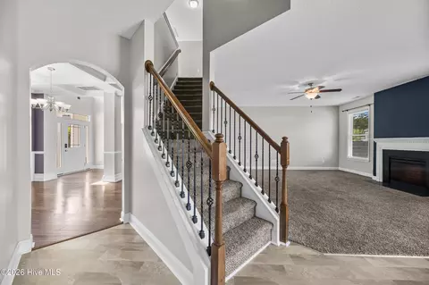 Entry Way - 310 Bear Run, Jacksonville, NC 28540 photo 7 of 13