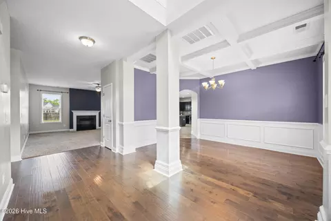 Entry Way - 310 Bear Run, Jacksonville, NC 28540 photo 1 of 13