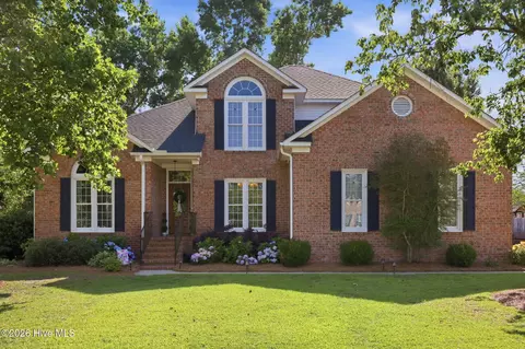 321 Mary Beth Dr, Greenville, NC 27858