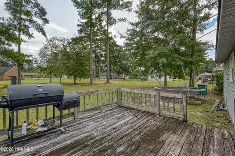 Exterior - 152 Walnut St, Barnwell, SC 29812 photo 3 of 7