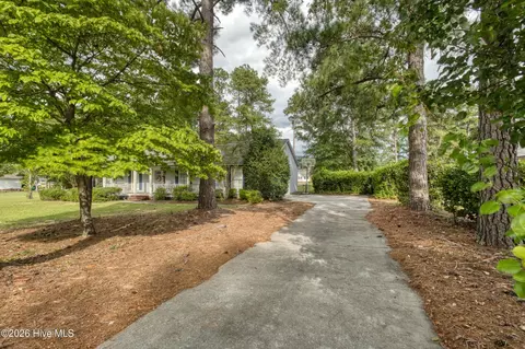 Exterior - 152 Walnut St, Barnwell, SC 29812 photo 5 of 7