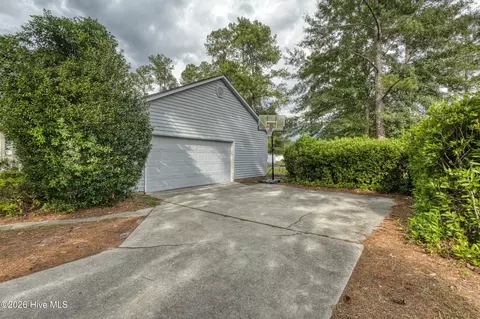 Exterior - 152 Walnut St, Barnwell, SC 29812 photo 6 of 7