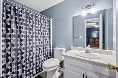 Bath - 152 Walnut St, Barnwell, SC 29812 photo 1 of 2
