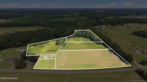 3241 Mills Rd, Greenville, NC 27858