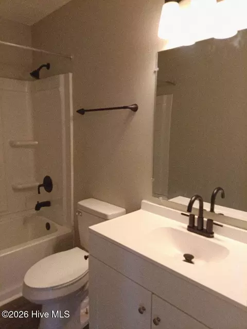 Bath - 109 Highview Dr, Martinez, GA 30907 photo 2 of 2