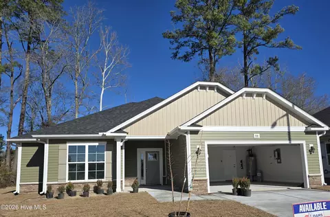 1108 Navidad Bank Ct, New Bern, NC 28560