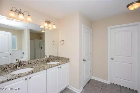 Bath - 2322 Malone Way, Evans, GA 30809 photo 2 of 9