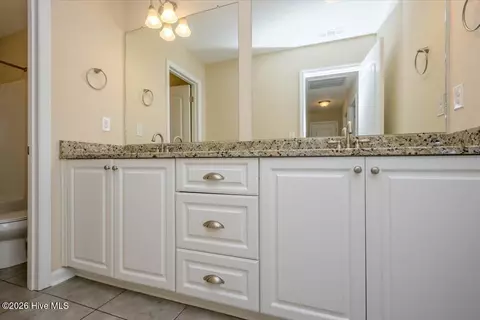 Bath - 2322 Malone Way, Evans, GA 30809 photo 7 of 9