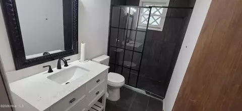 Bath - 2423 Eagle Dr, Augusta, GA 30906 photo 2 of 5