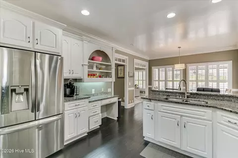 Kitchen - 4173 Tindall Dr, Evans, GA 30809 photo 5 of 5