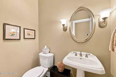 Bath - 124 Deerwood Ln, Pinehurst, NC 28374 photo 1 of 5