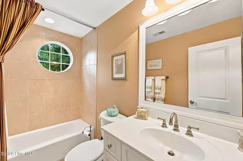 Bath - 124 Deerwood Ln, Pinehurst, NC 28374 photo 4 of 5