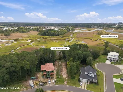 1608 Herons View Dr, Wilmington, NC 28401