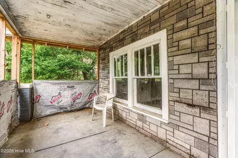 Exterior - 309 Pine St, Hamlet, NC 28345 photo 5 of 5