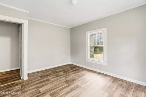 Bedroom - 309 Pine St, Hamlet, NC 28345 photo 2 of 2
