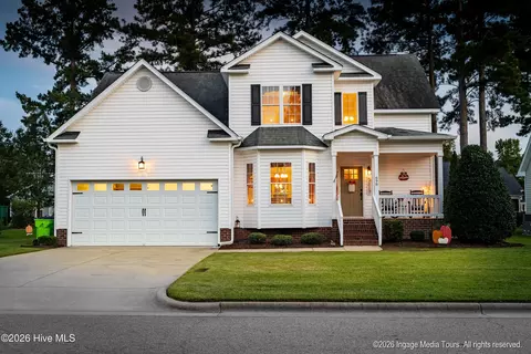 698 Tabard Rd, Winterville, NC 28590
