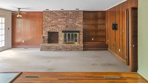 Living - 819 Hillcrest Dr, Thomson, GA 30824 photo 7 of 7