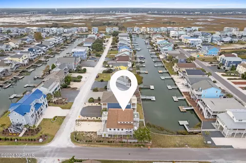 View/Area - 433 Dolphin St, Sunset Beach, NC 28468 photo 2 of 6