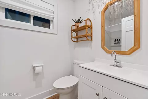 Bath - 433 Dolphin St, Sunset Beach, NC 28468 photo 2 of 3
