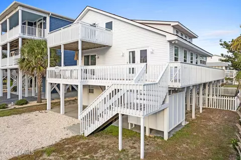 Exterior - 433 Dolphin St, Sunset Beach, NC 28468 photo 1 of 12