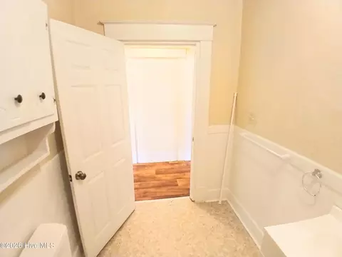 Entry Way - 2047 Broad St, Augusta, GA 30904 photo 2 of 6