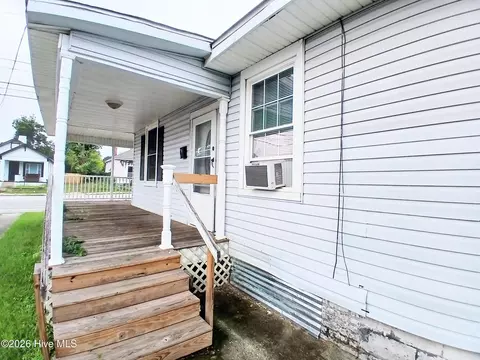 Exterior - 2047 Broad St, Augusta, GA 30904 photo 8 of 11