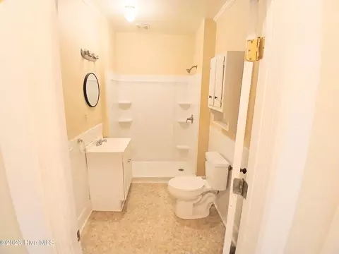 Bath - 2047 Broad St, Augusta, GA 30904 photo 1 of 5