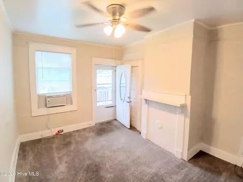 Living - 2047 Broad St, Augusta, GA 30904 photo 2 of 4