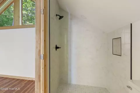 Bath - 39 Horseshoe Branch Ln, Murphy, NC 28906 photo 6 of 6