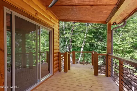 Exterior - 39 Horseshoe Branch Ln, Murphy, NC 28906 photo 2 of 8